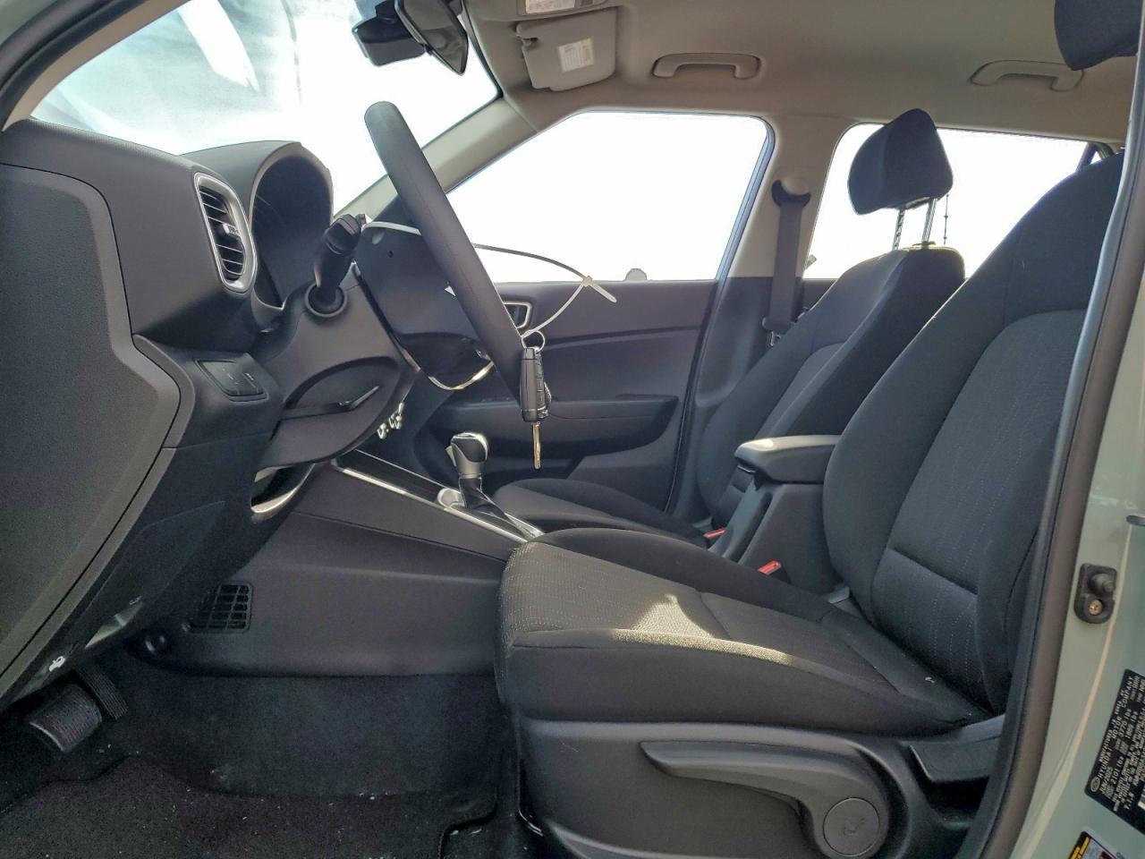 2025 Hyundai Venue Se - Фото 7