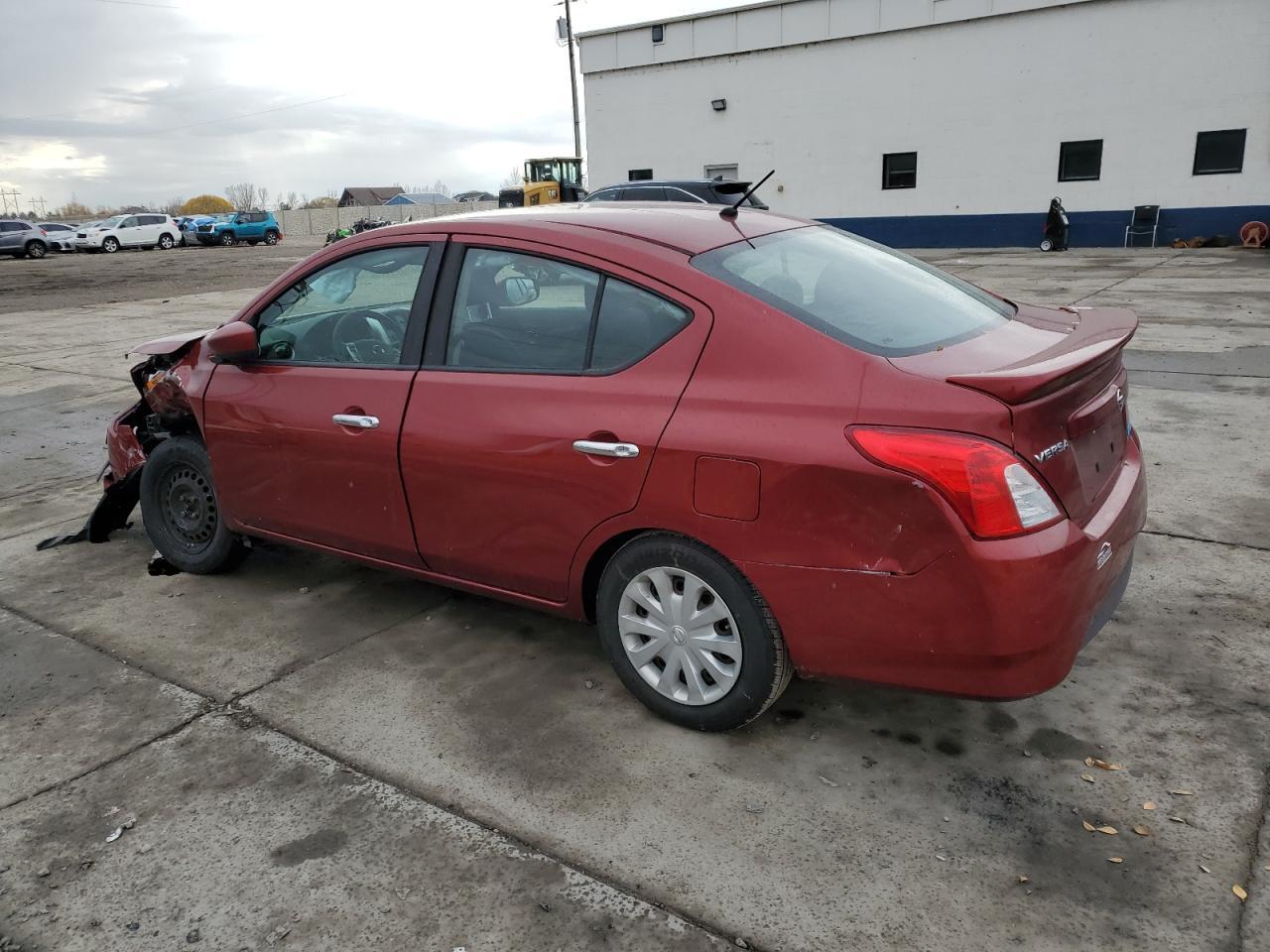 2016 Niss Versa S - Фото 2