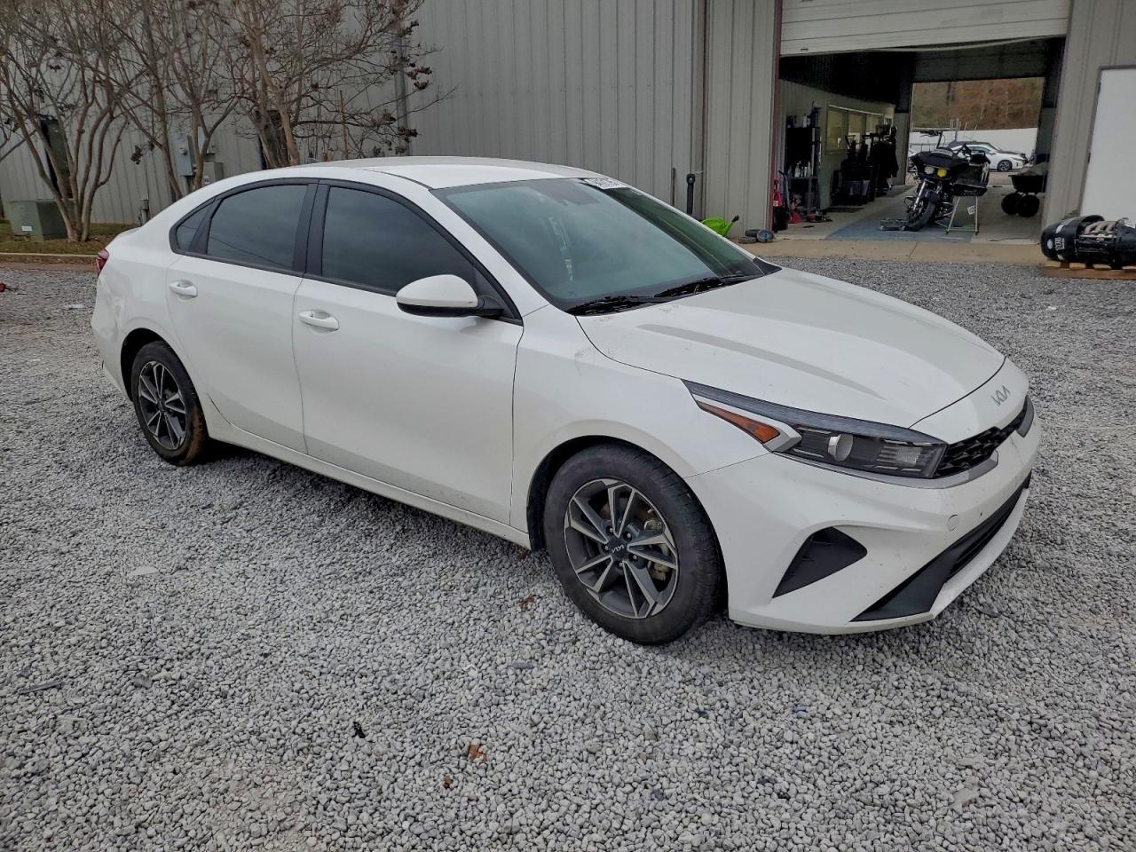 2023 Kia Forte Lx - Фото 4