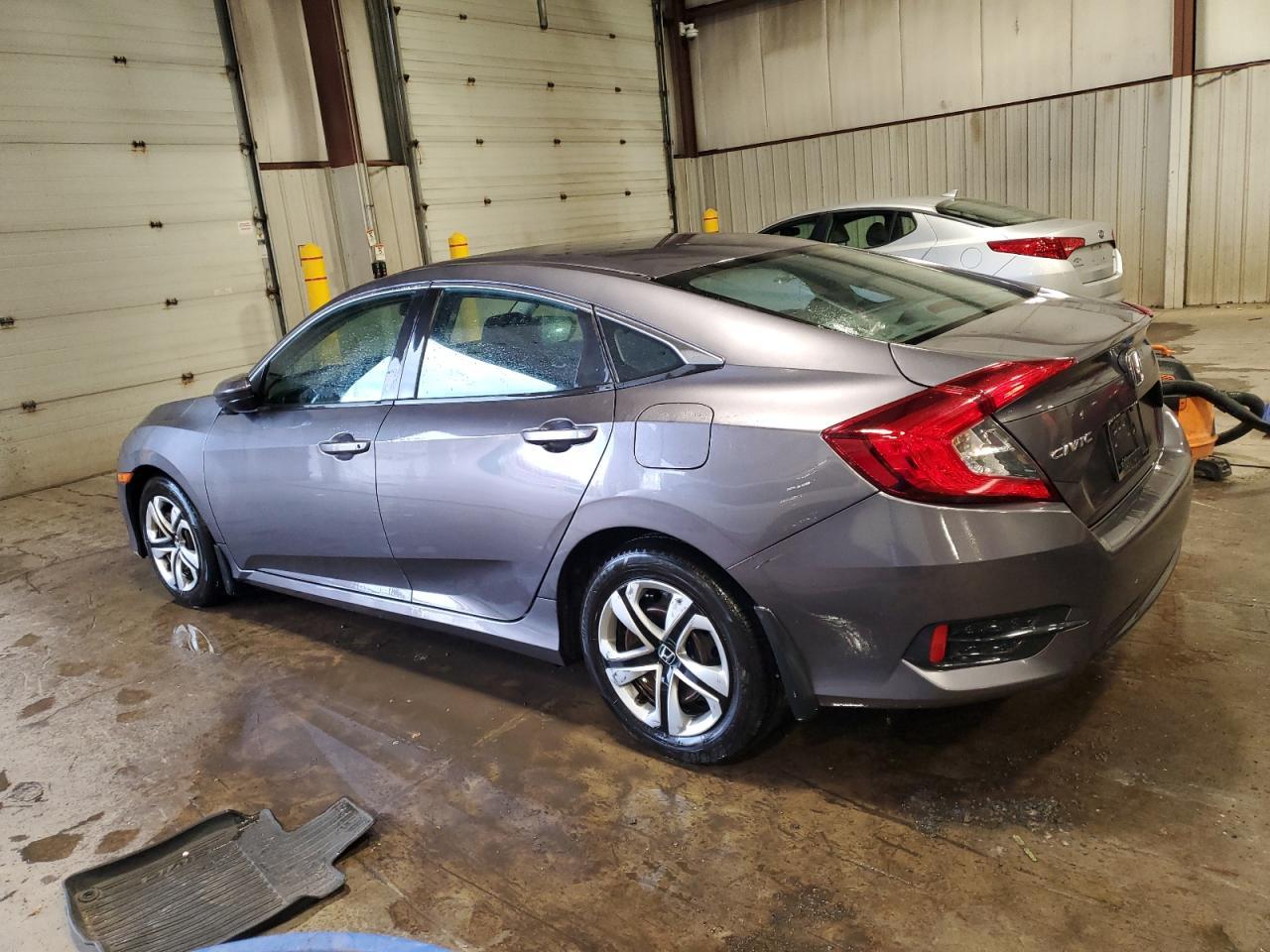 2018 Honda Civic Lx - Фото 2