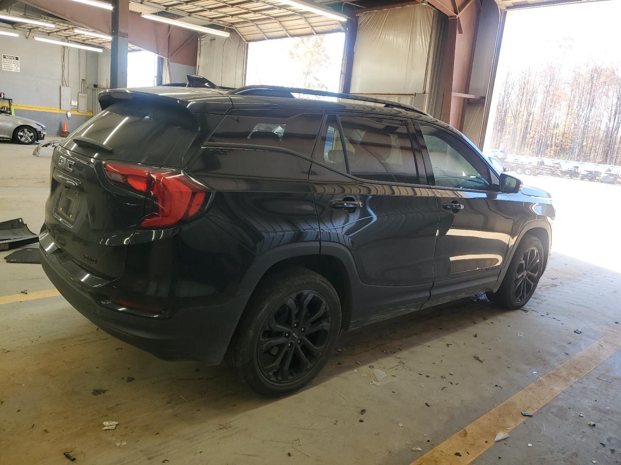 2021 GMC Terrain Slt - Фото 3