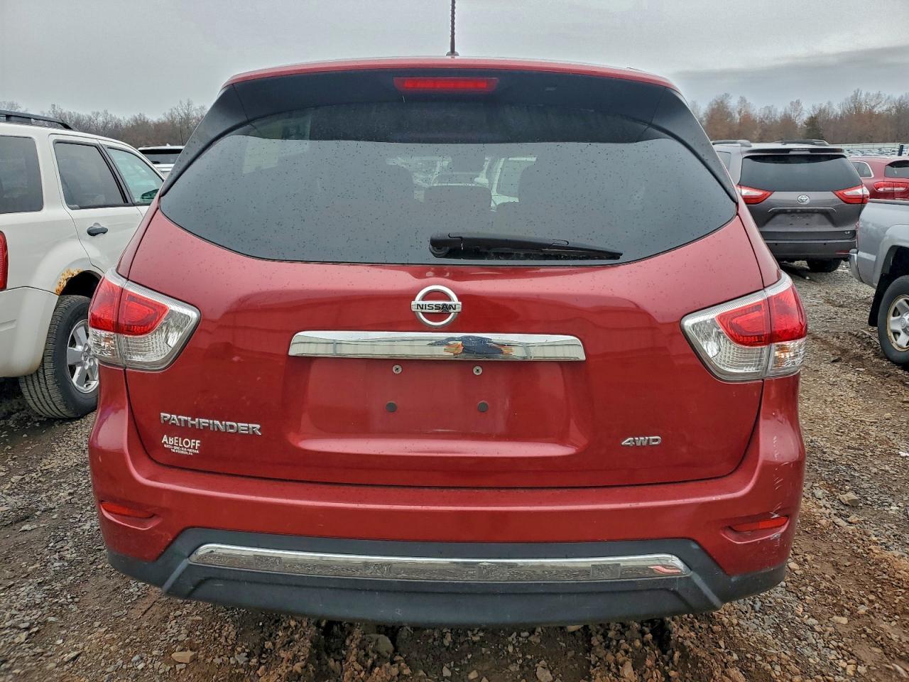 2014 Nissan Pathfinder S - Фото 6