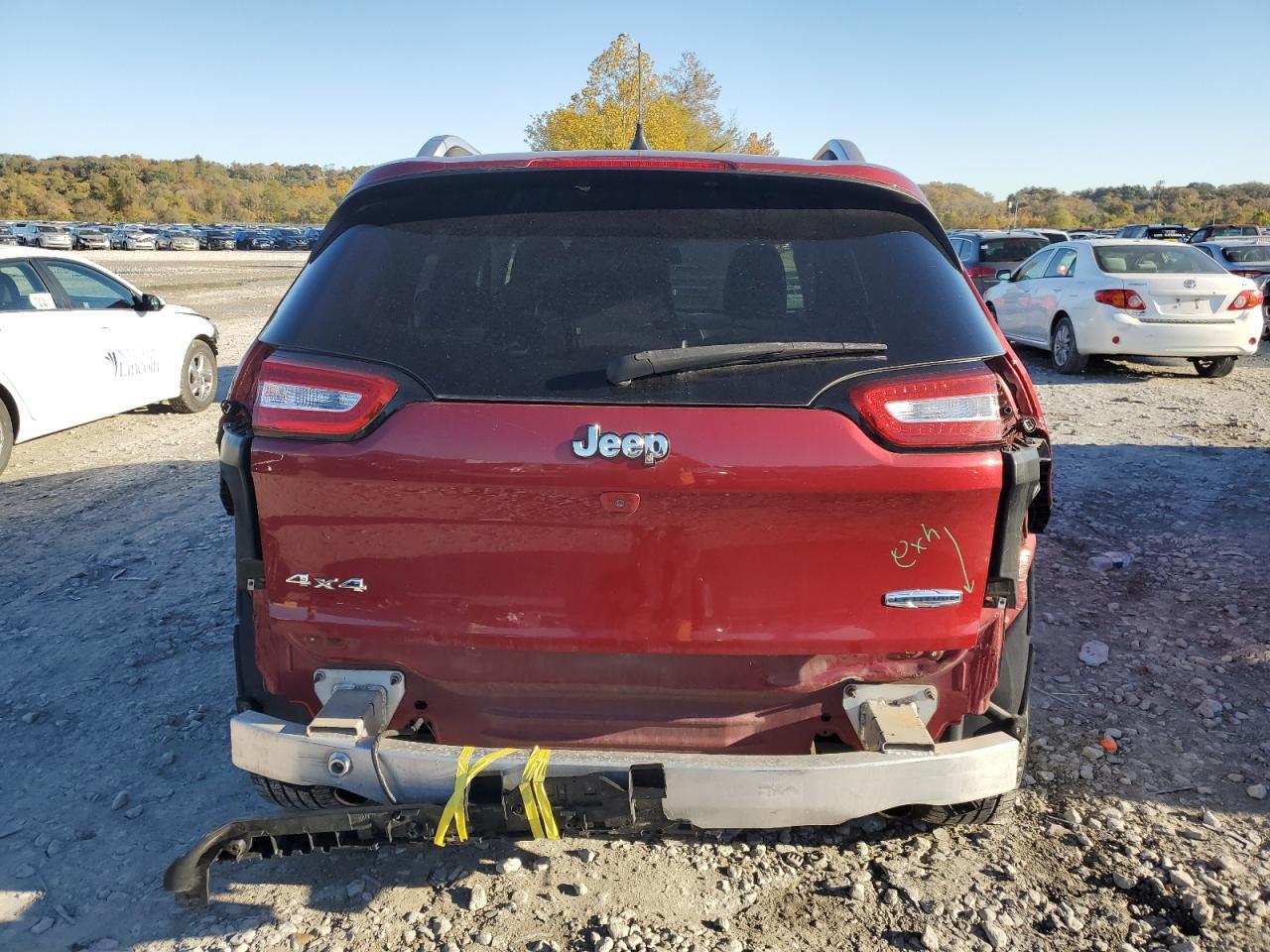 2016 Jeep Cherokee Latitude - Image 6