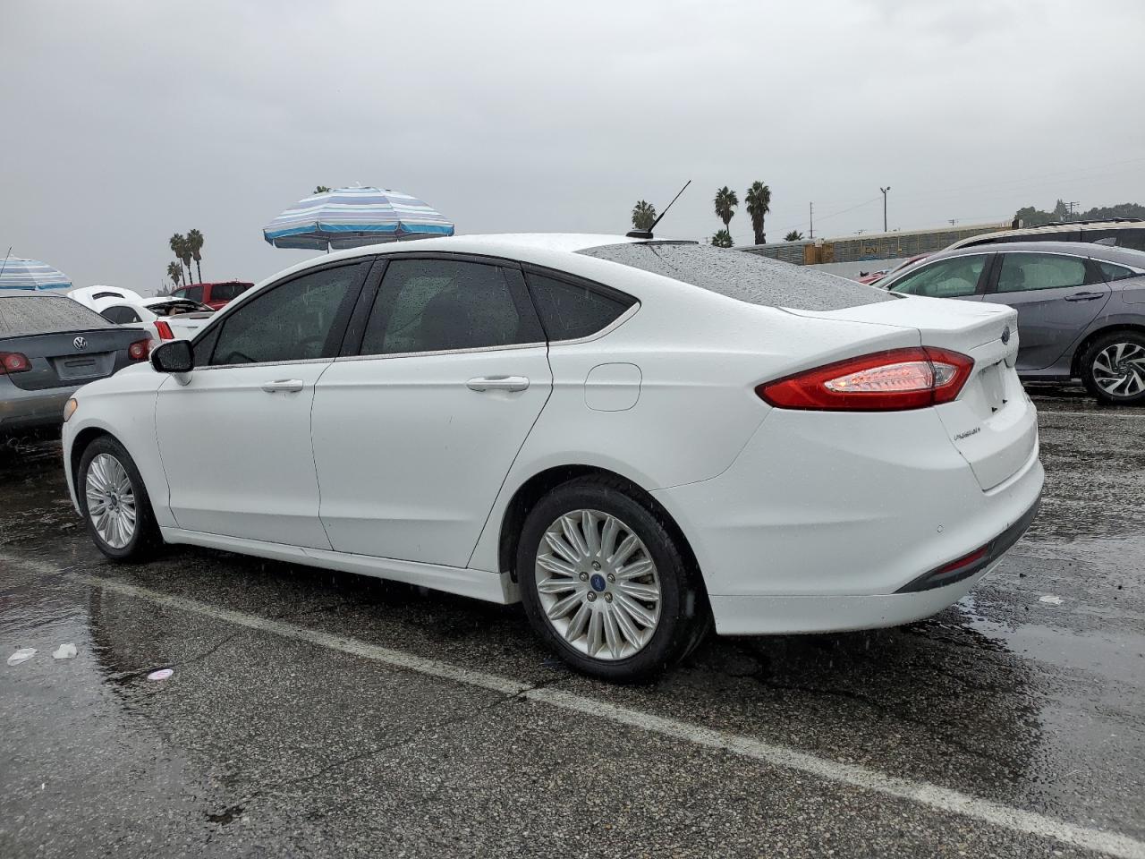 2016 Ford Fusion Se Hybrid - Фото 2