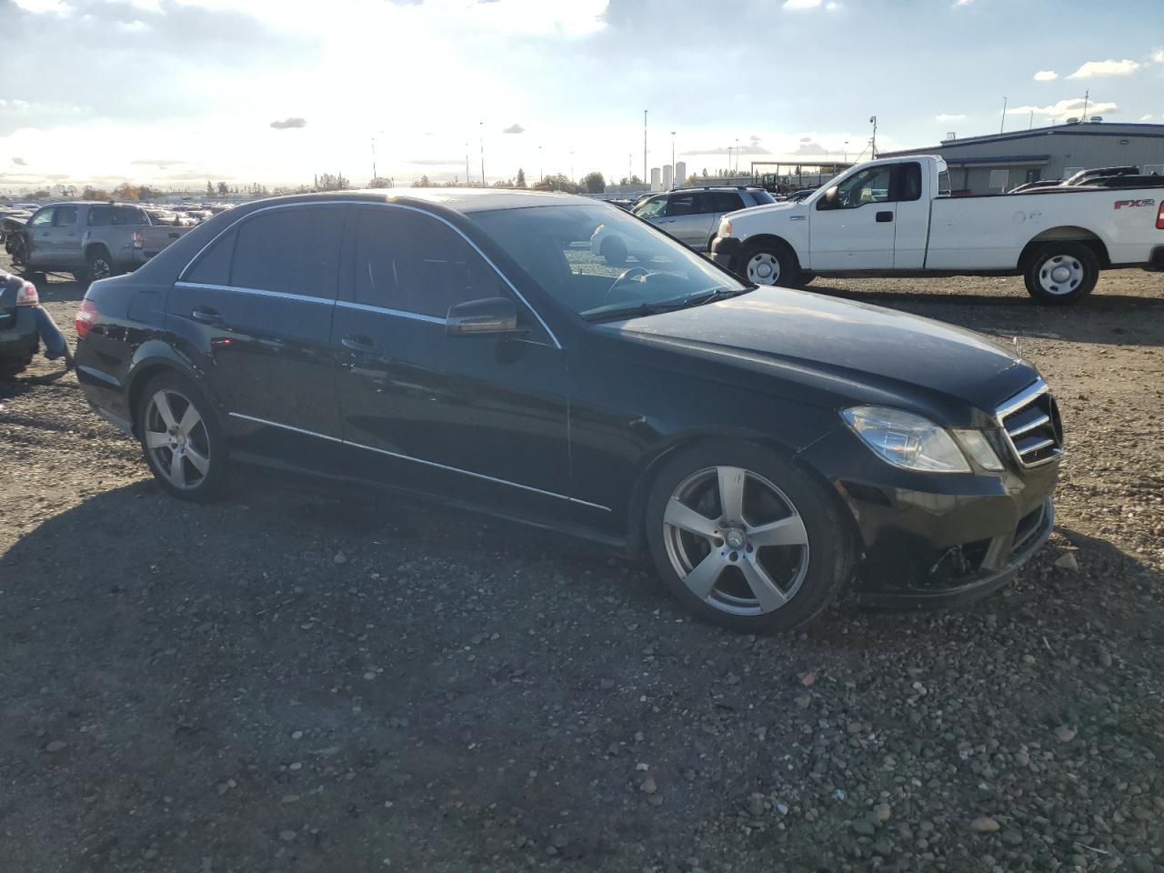 2011 Mercedes-Benz E 350 - Фото 4