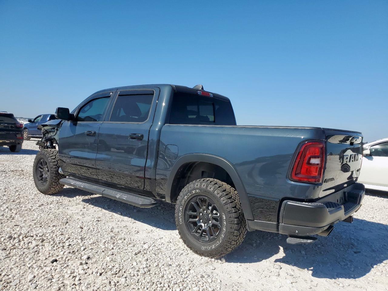 2025 Ram 1500 Rebel - Фото 2