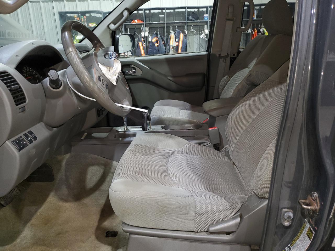 2013 Nissan Frontier S - Image 7