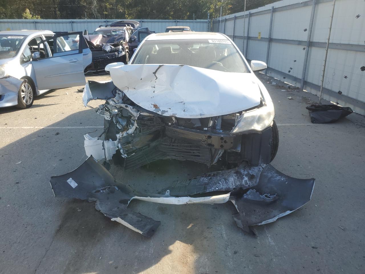 2014 Toyota Camry L - Фото 5