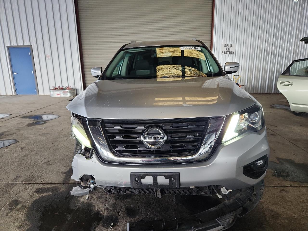 2018 Nissan Pathfinder S - Фото 5