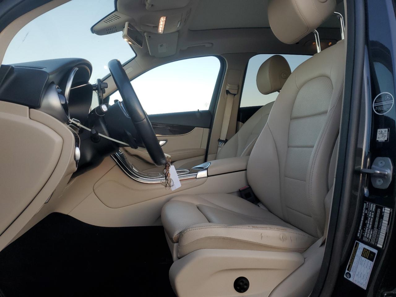 2020 Mercedes-Benz Glc 300 - Image 7