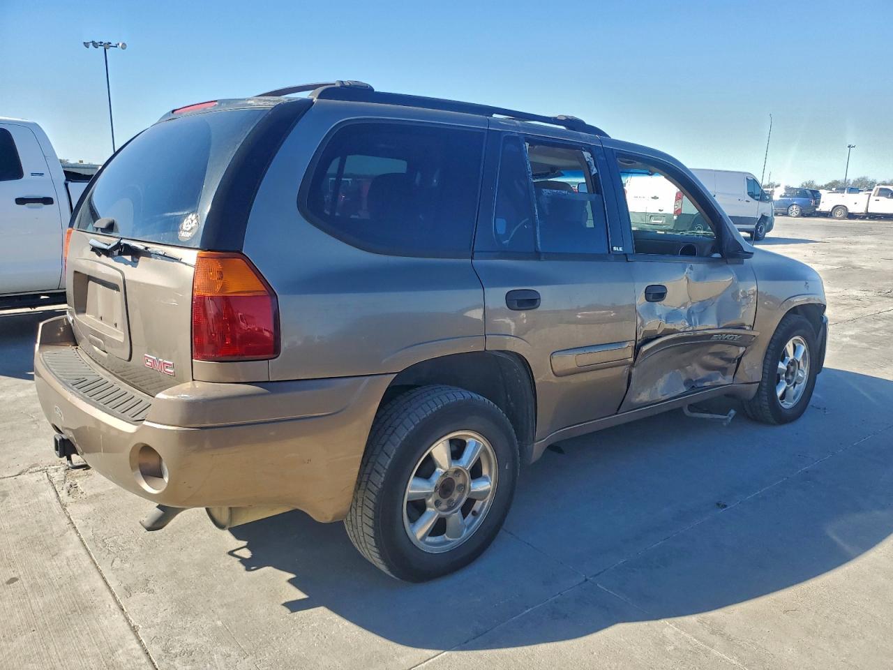 2003 GMC Envoy - Image 3