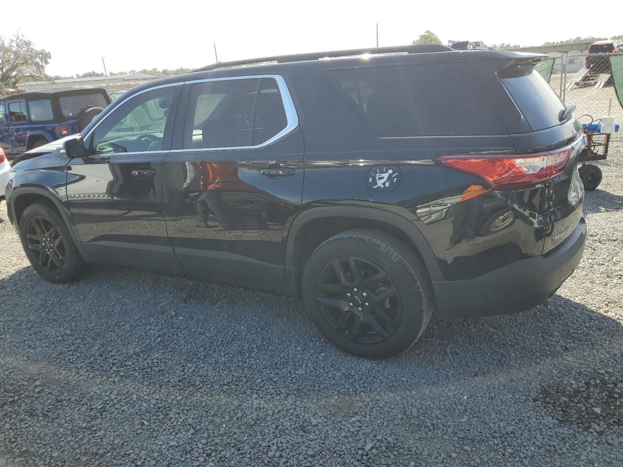 2020 Chevrolet Traverse Lt - Фото 2