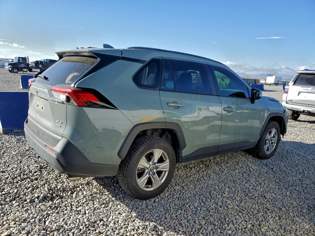 2020 Toyota Rav4 Xle - Фото 3