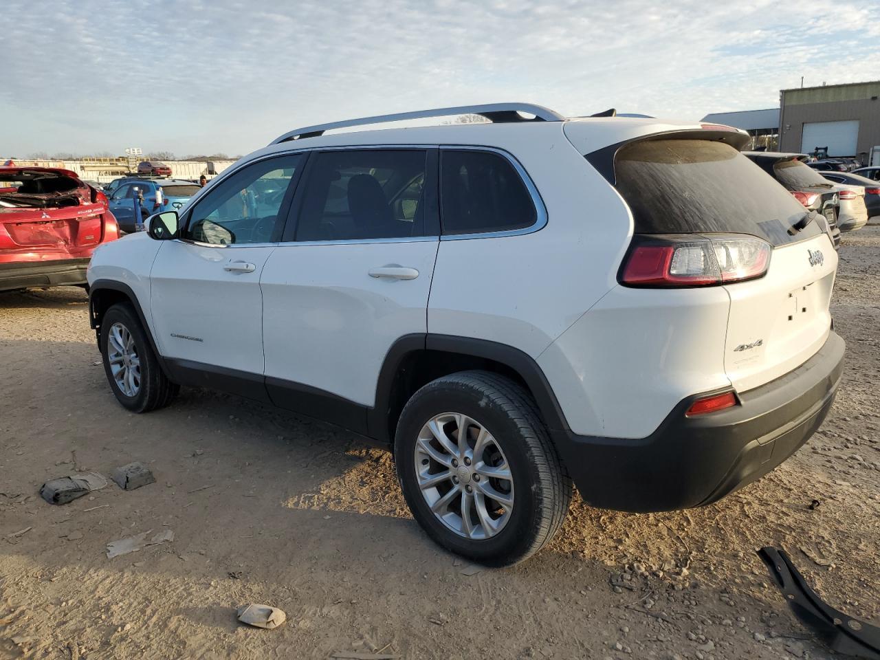 2019 Jeep Cherokee Latitude - Фото 2