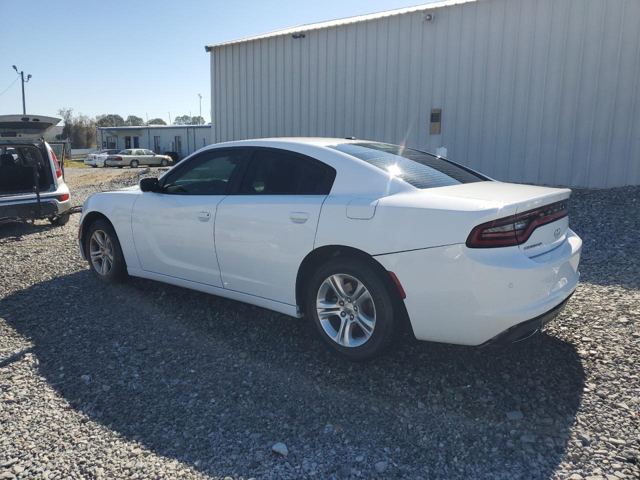 2021 Dodge Charger Sxt - Image 2