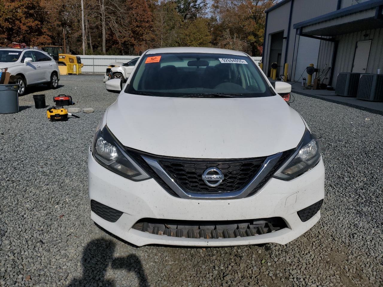 2016 Nissan Sentra S - Фото 5