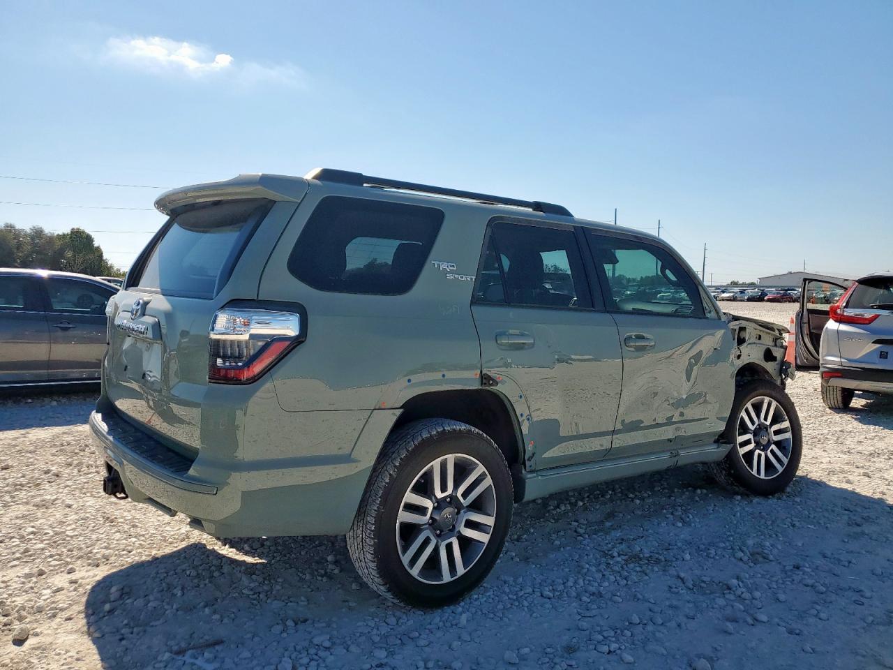 2023 Toyota 4Runner Trd Sport - Image 3