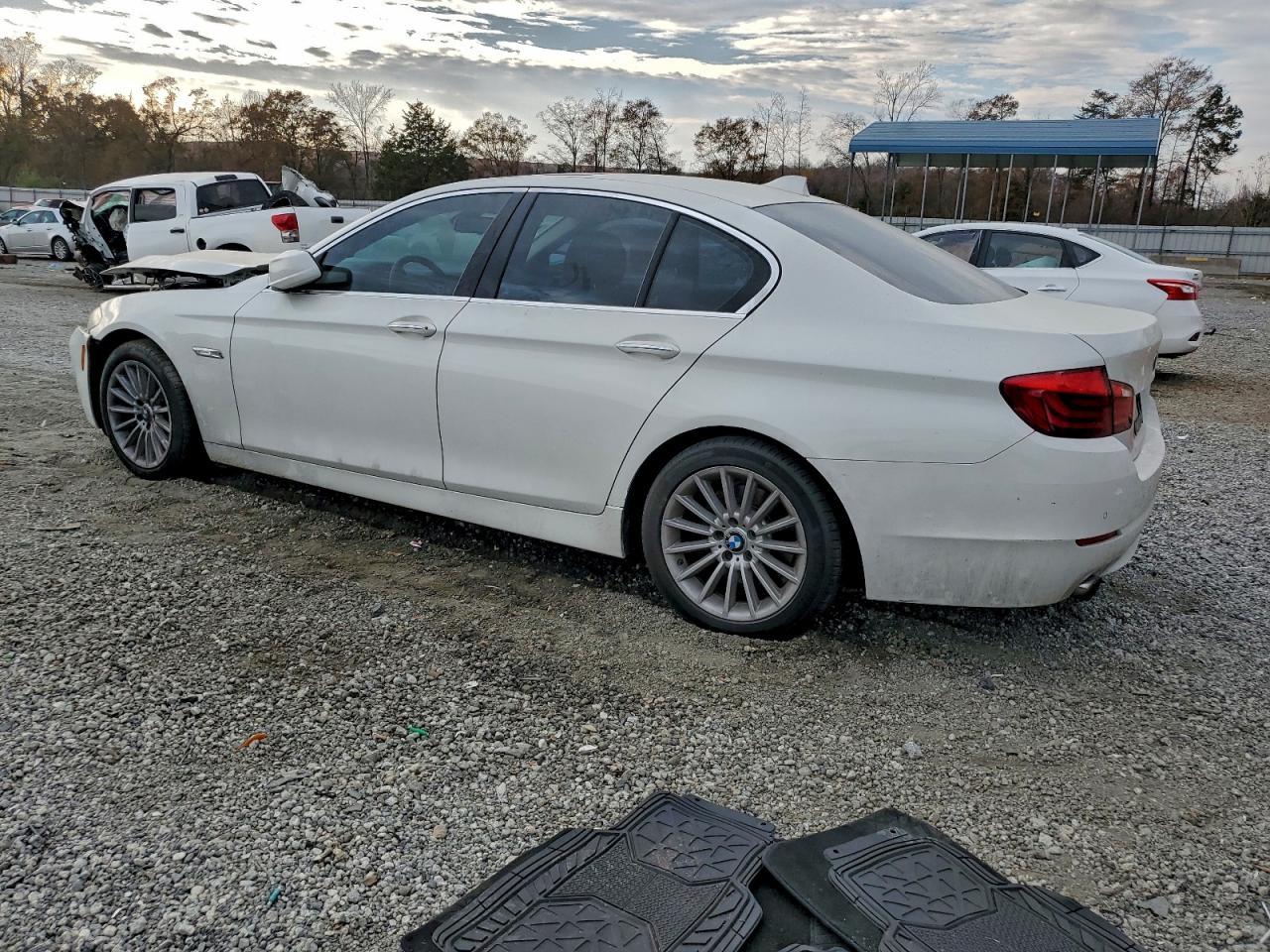 2012 BMW 535 I - Фото 2