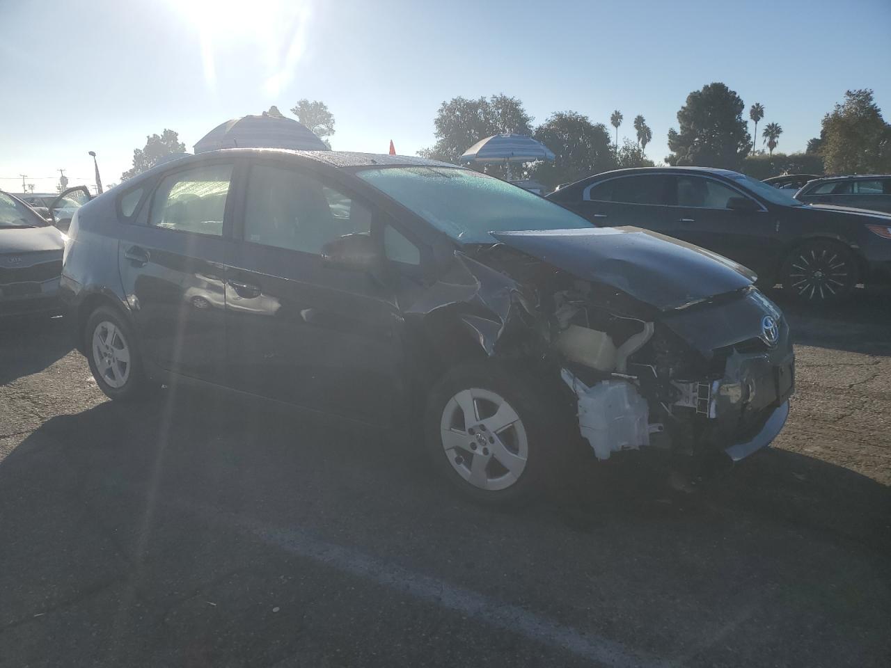 2011 Toyota Prius - Фото 4