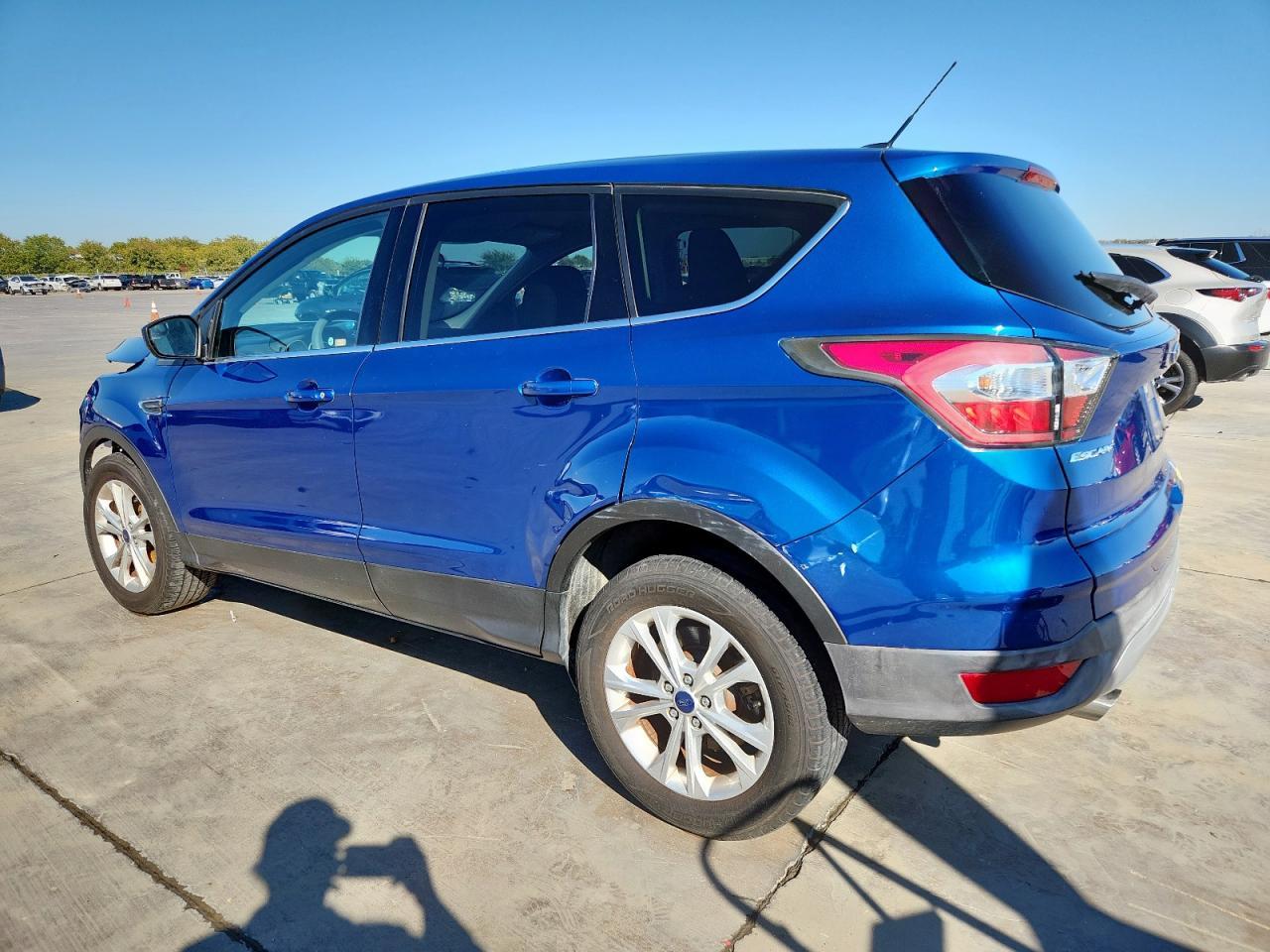 2017 Ford Escape Se - Фото 2
