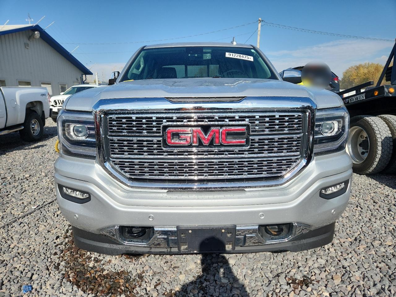 2018 GMC Sierra K1500 Denali - Image 5