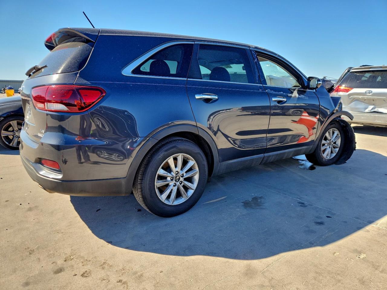 2019 Kia Sorento Lx - Фото 3