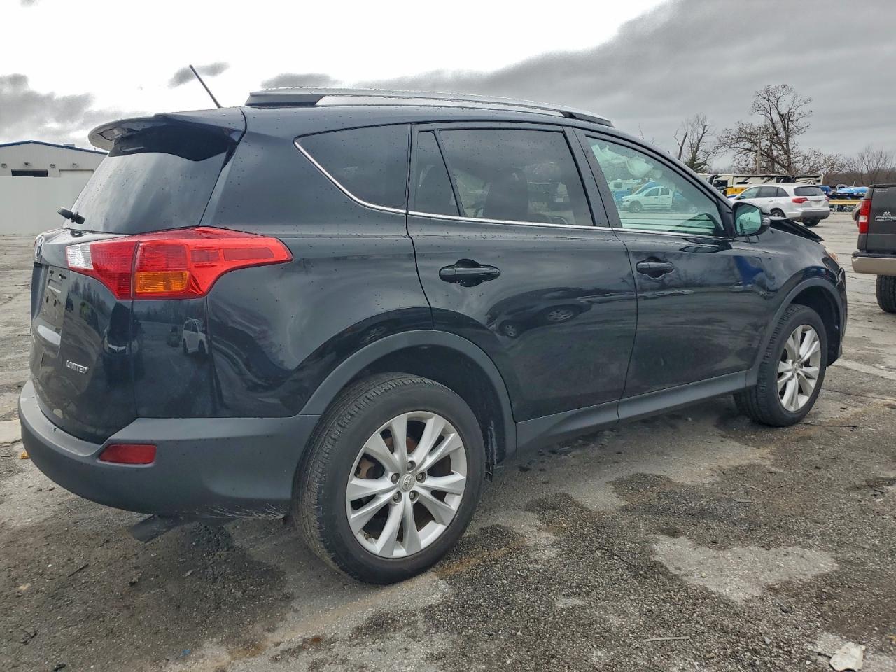 2015 Toyota Rav4 Limited - Фото 3