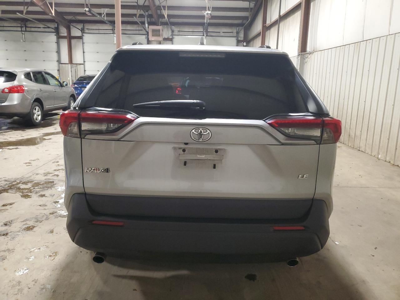 2019 Toyota Rav4 Le - Image 6