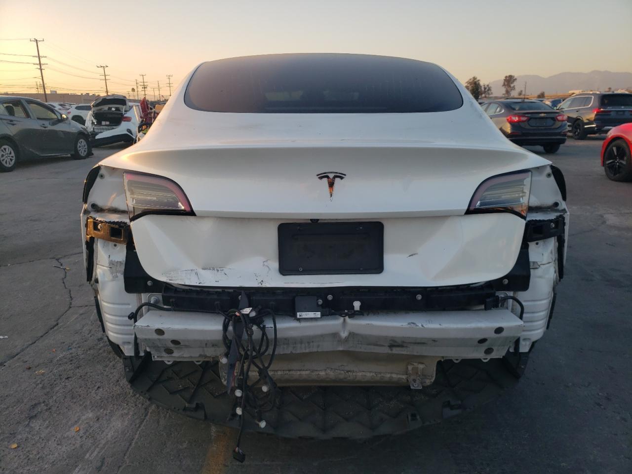 2018 Tesla Model 3 - Фото 6