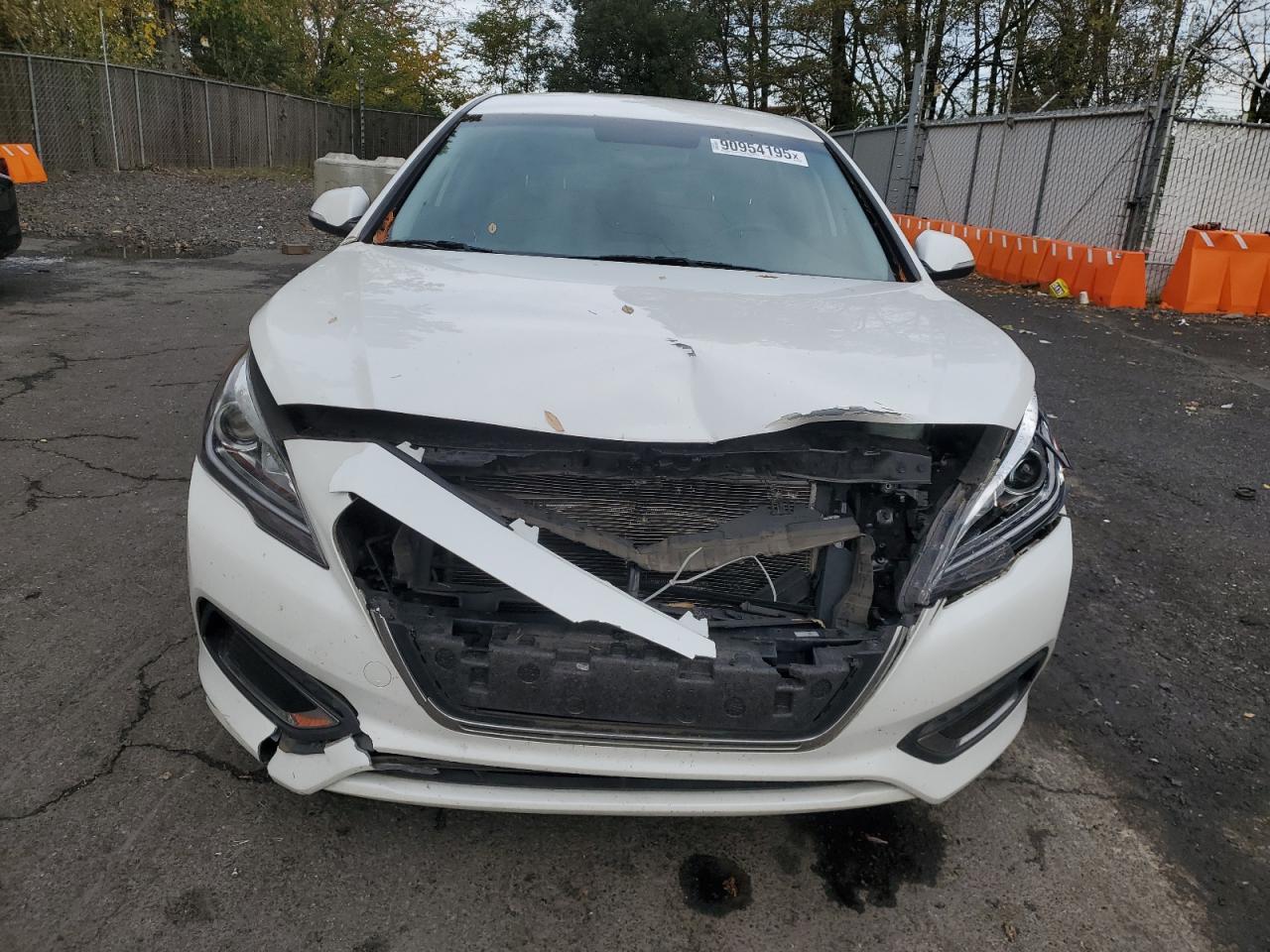 2016 Hyundai Sonata Hybrid - Фото 5