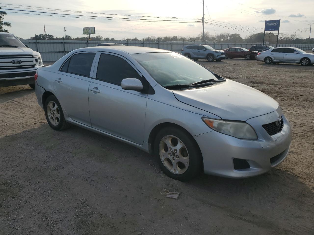 2010 Toyota Corolla - Фото 4
