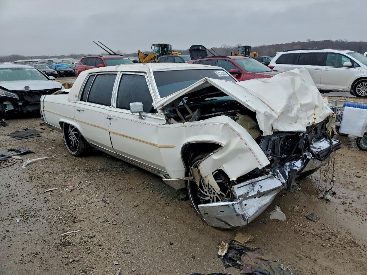1989 Cadillac Brougham - Фото 4