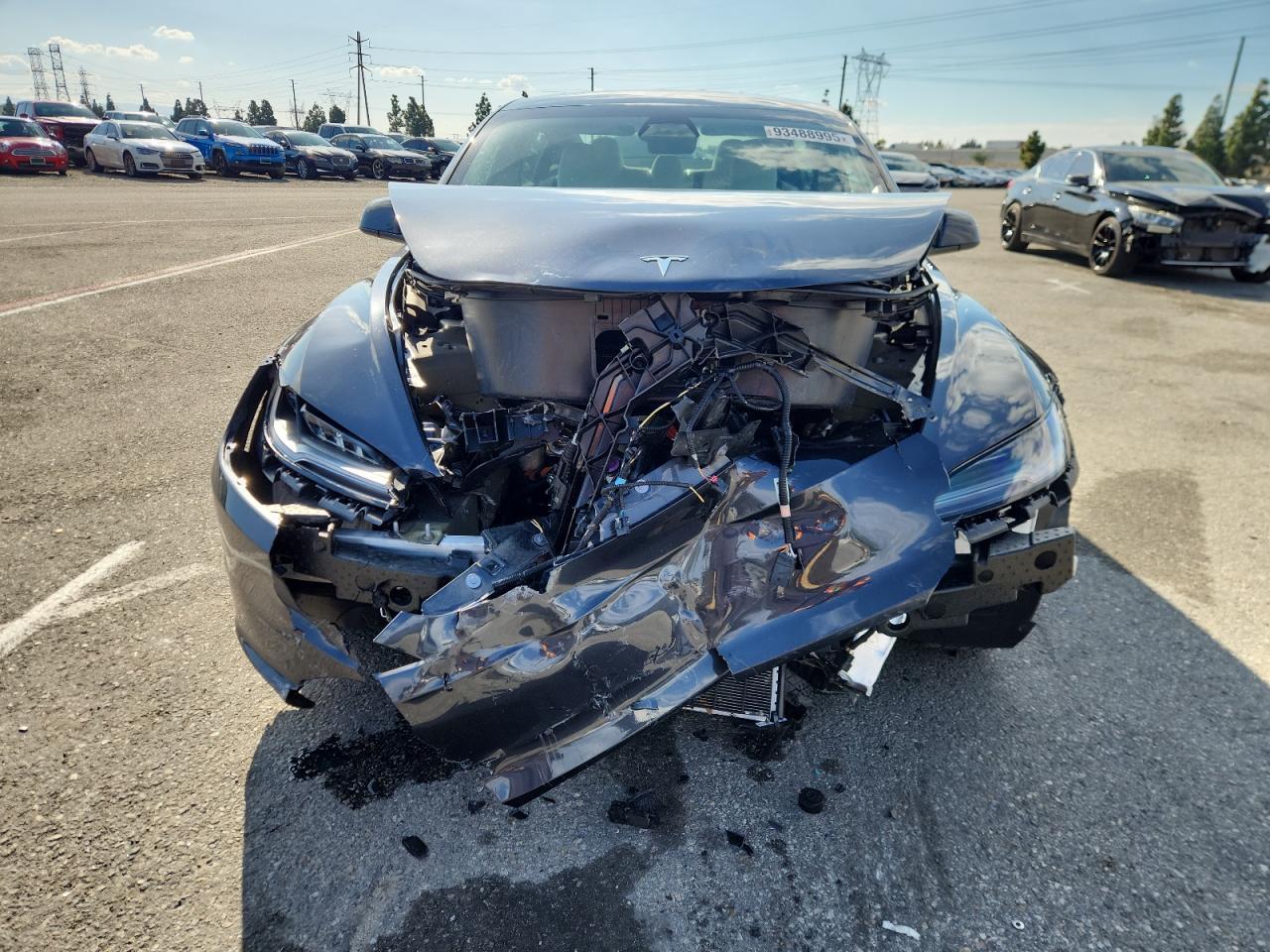 2024 Tesla Model 3 - Фото 5