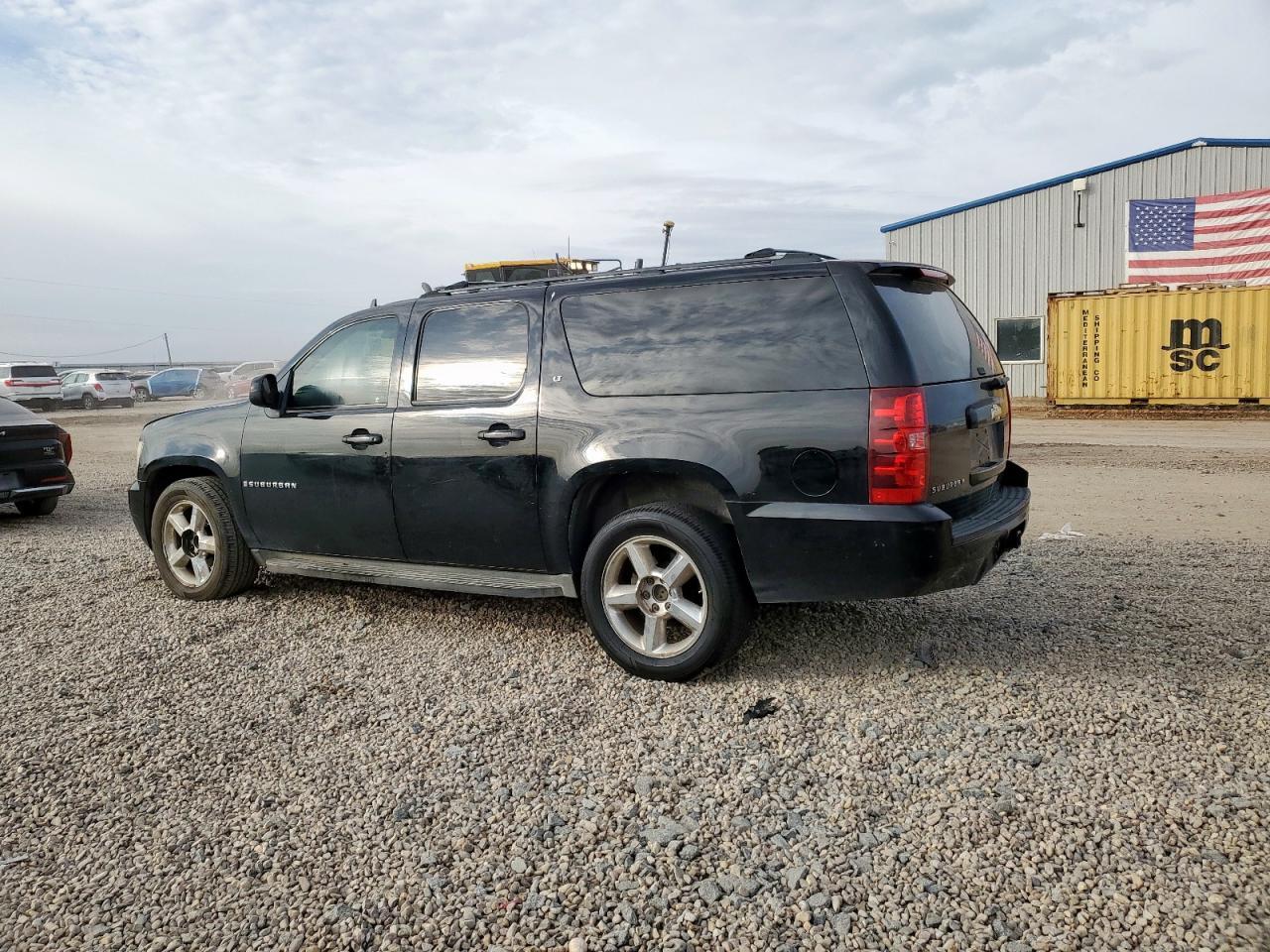 2007 Chevrolet Suburban C1500 - Фото 2