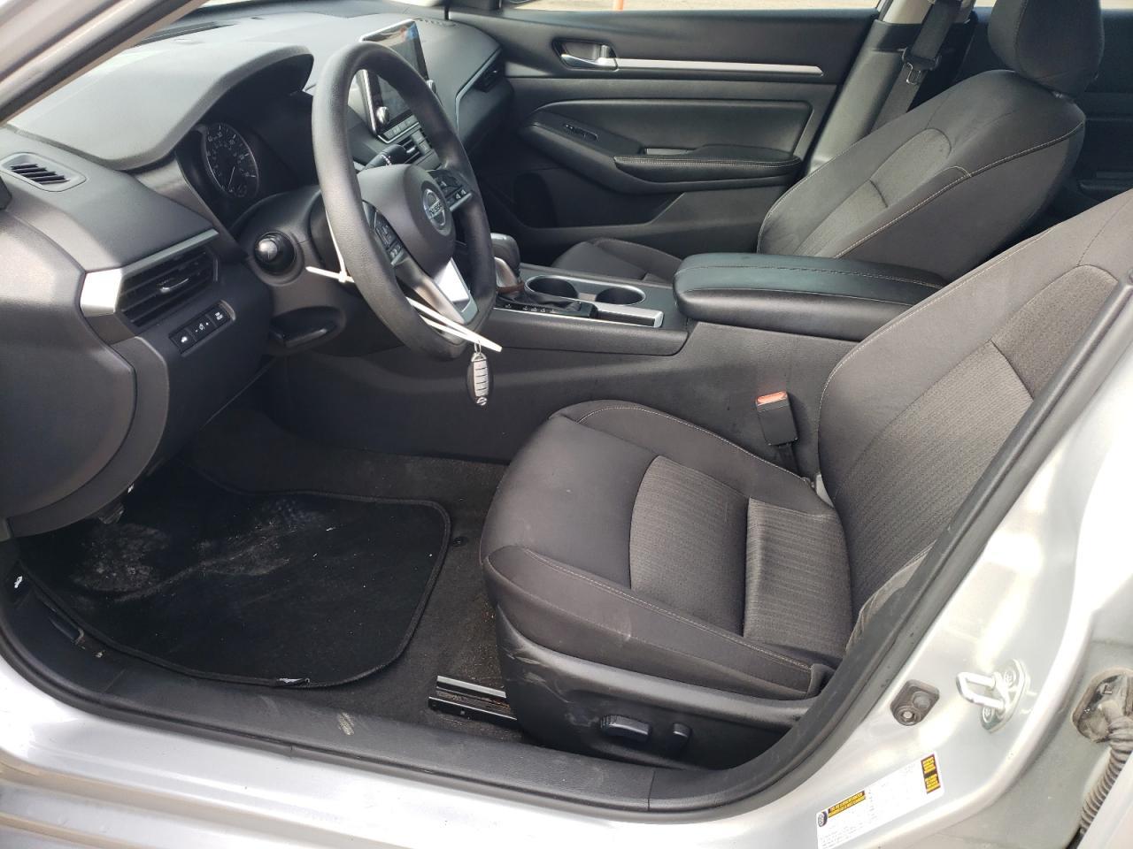 2022 Nissan Altima Sv - Image 7