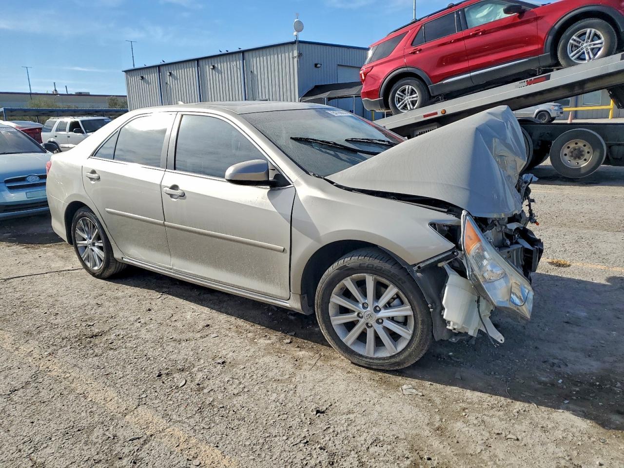 2013 Toyota Camry Xle V6 - Фото 4