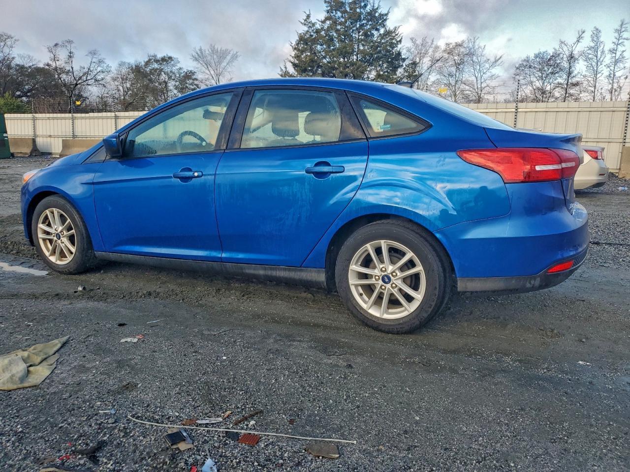 2018 Ford Focus Se - Image 2