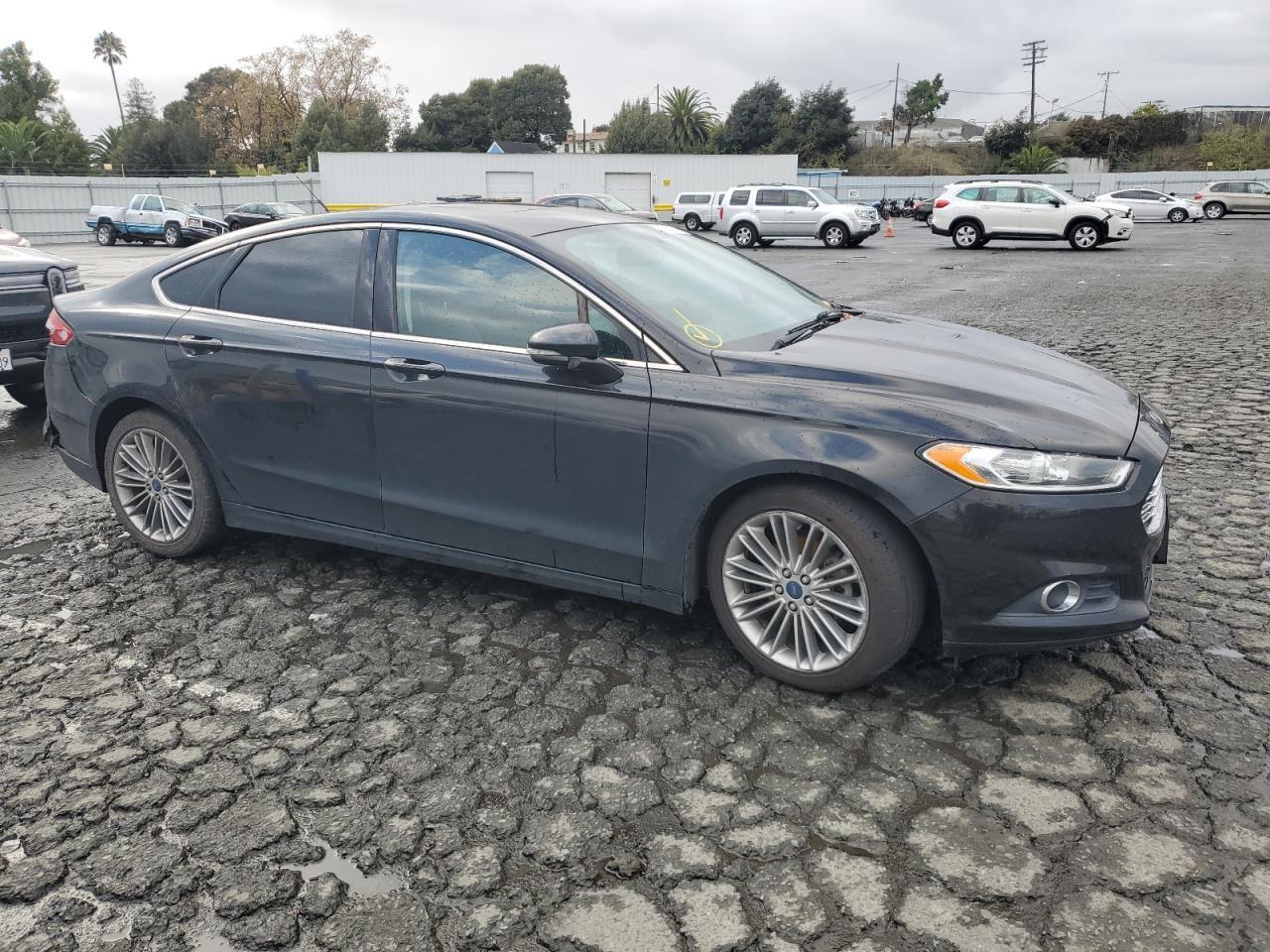 2013 Ford Fusion Se Hybrid - Image 4