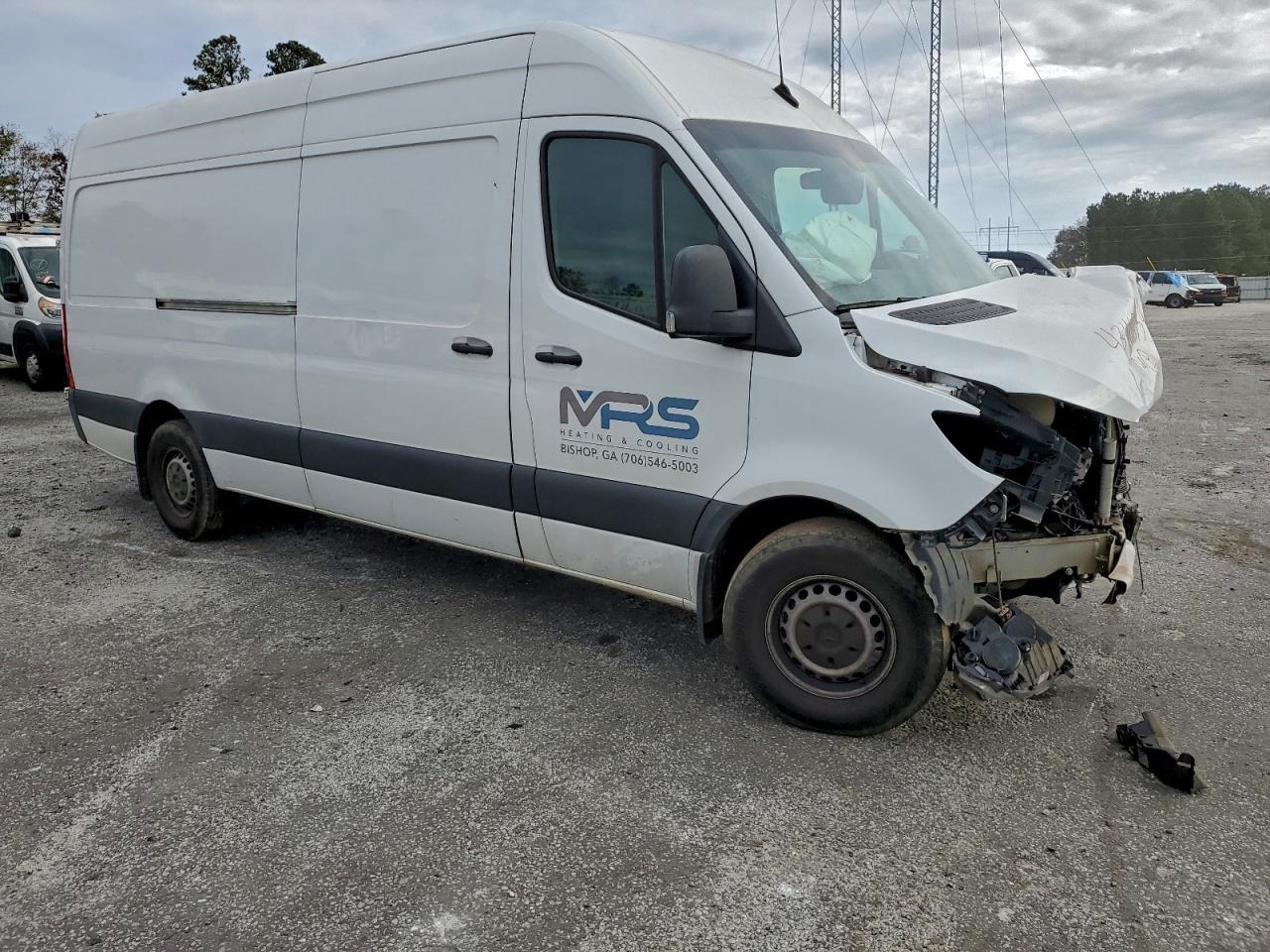 2021 Mercedes Benz Sprinter 2 Utility / Service Van - Image 4