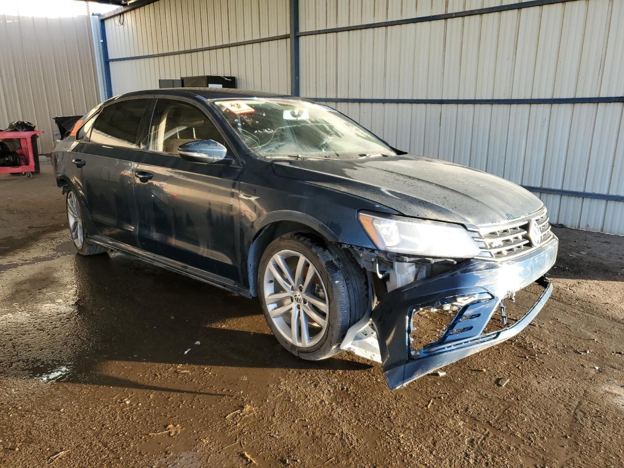 2018 Volkswagen Passat S