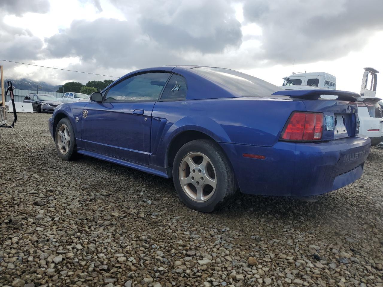 2004 Ford Mustang - Image 2