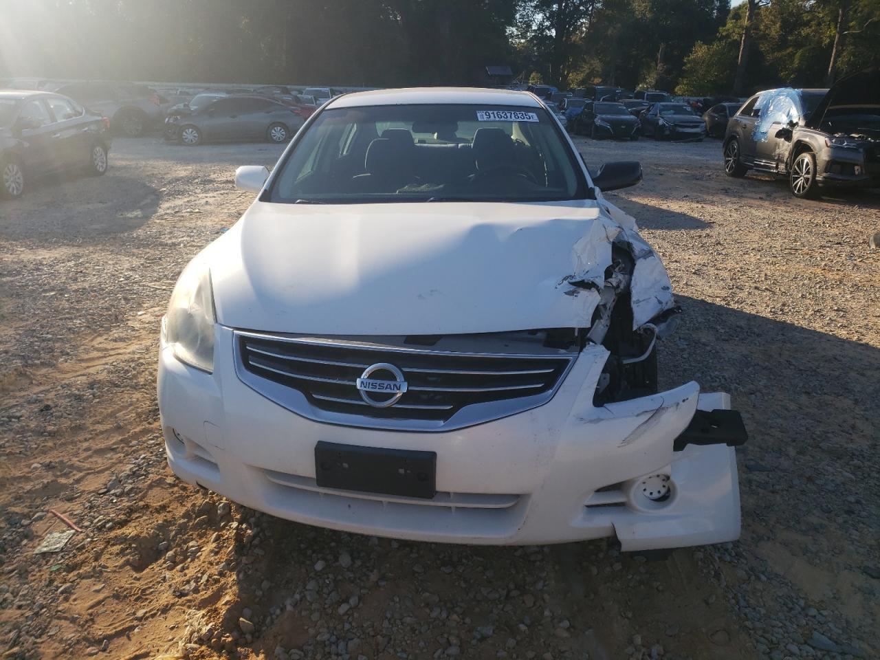 2011 Nissan Altima Base - Фото 5