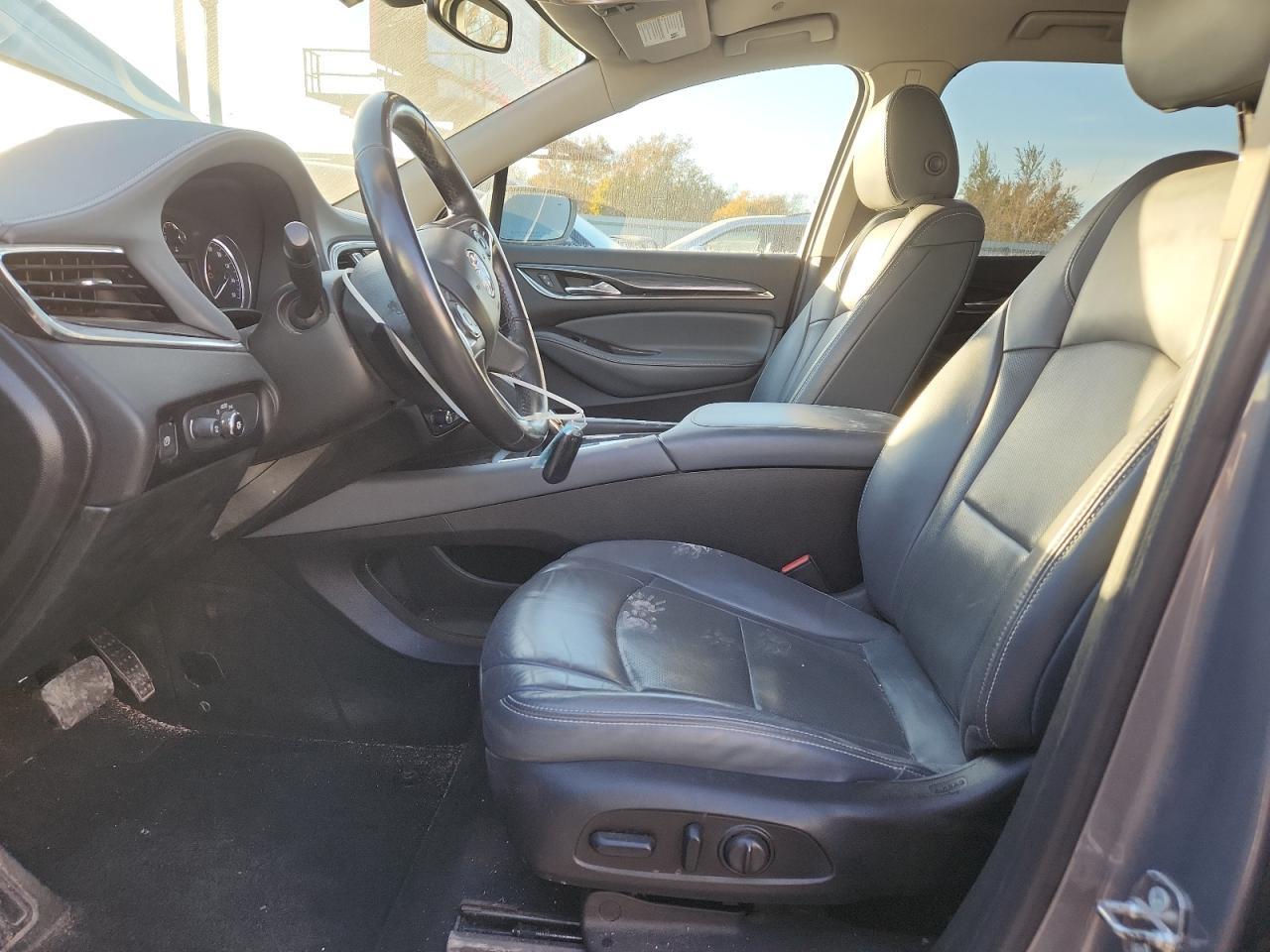 2018 Buick Enclave Essence - Image 7