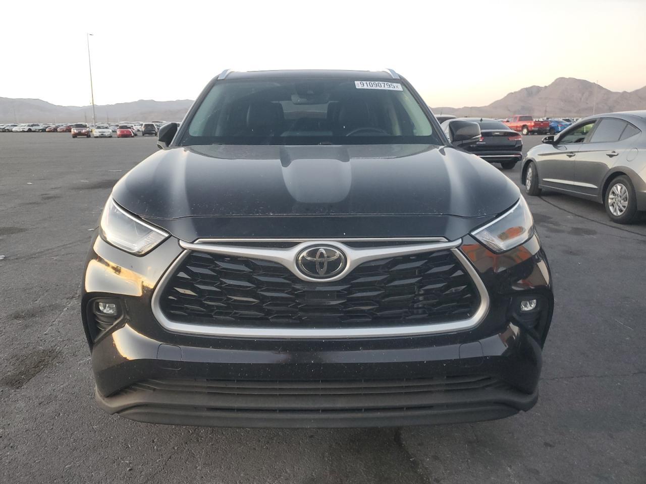 2021 Toyota Highlander Xle - Фото 5