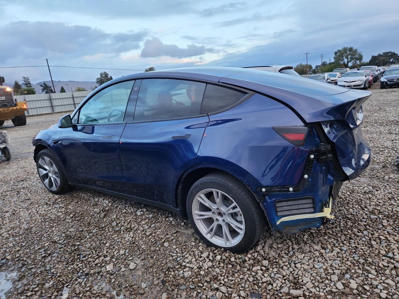 2022 Tesla Model Y - Фото 2