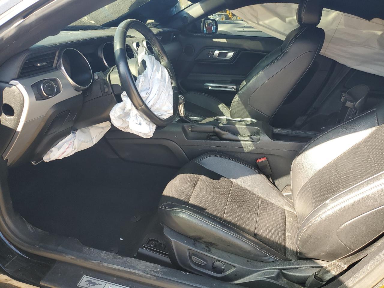 2022 Ford Mustang - Image 7