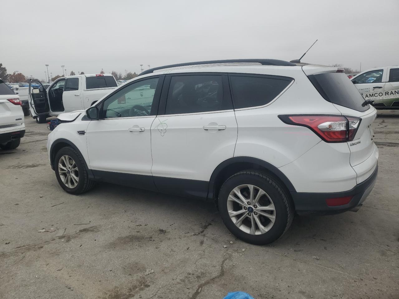 2018 Ford Escape Se - Фото 2