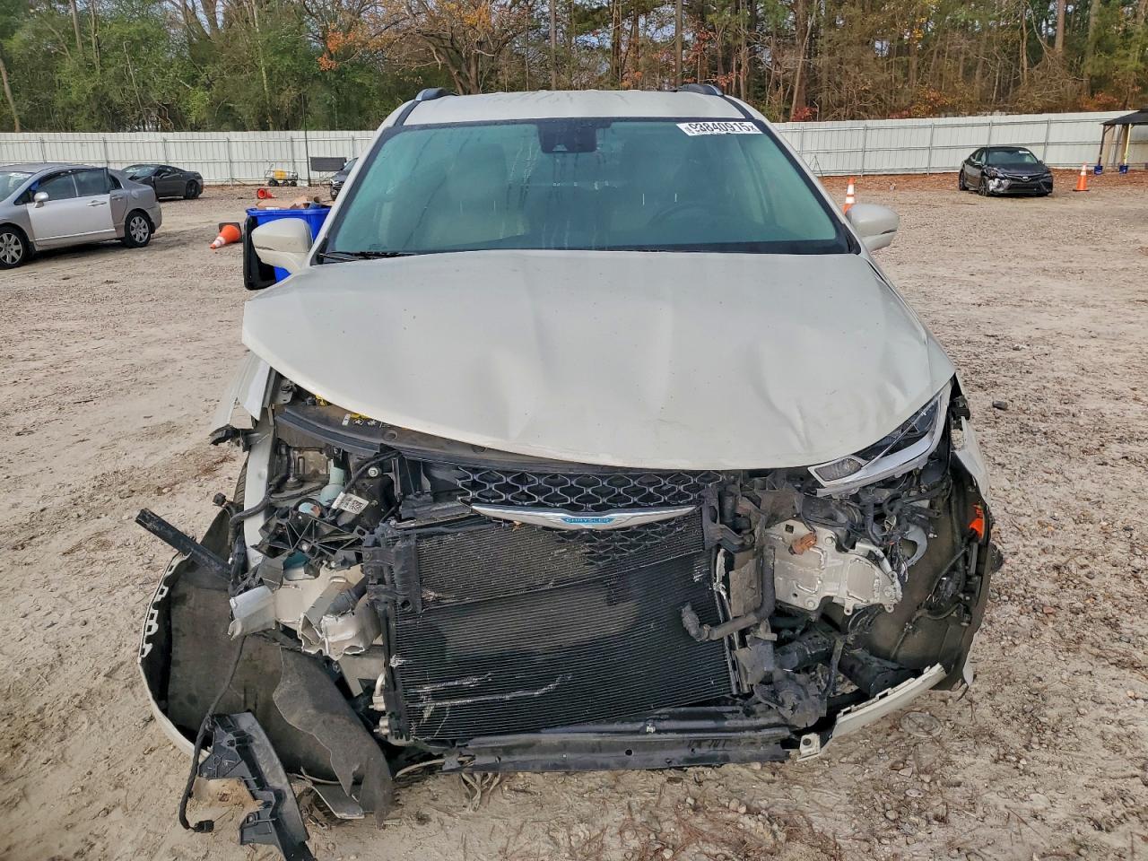 2021 Chrysler Pacifica Hybrid Touring L - Фото 5