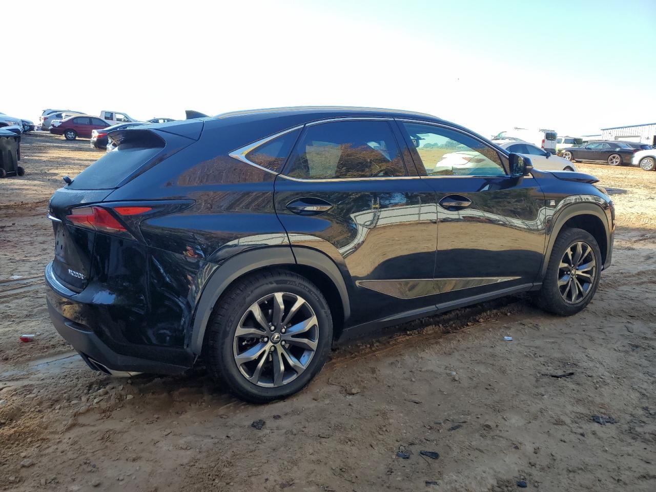2017 Lexus Nx 200T Base - Фото 3