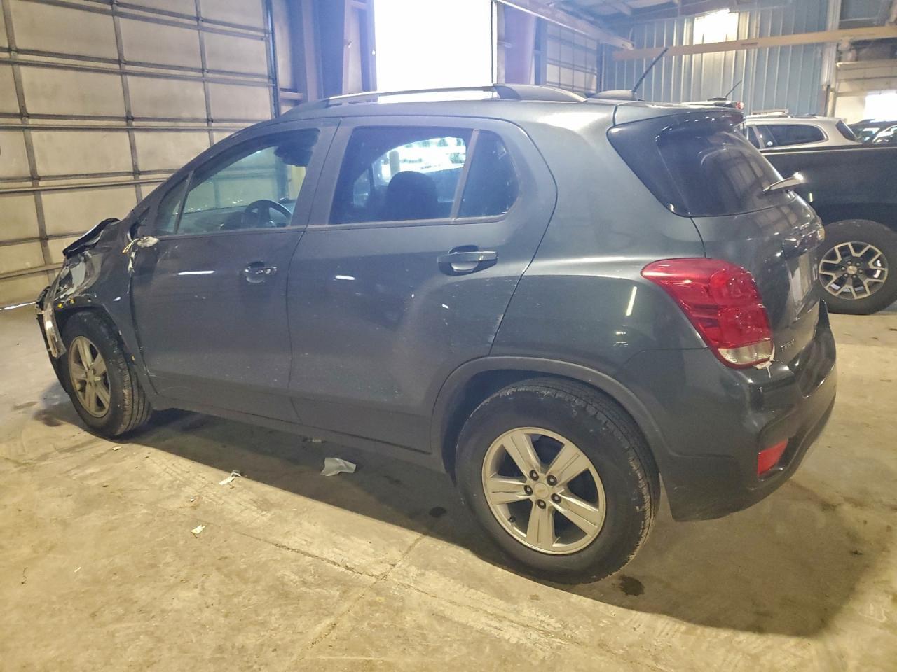 2021 Chevrolet Trax 1Lt - Фото 2